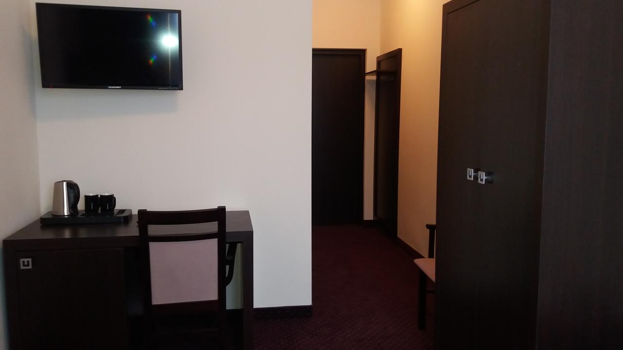 Hotel Scsk Pol Lawy Puławy Exteriér fotografie