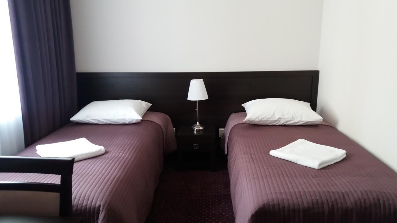 Hotel Scsk Pol Lawy Puławy Exteriér fotografie