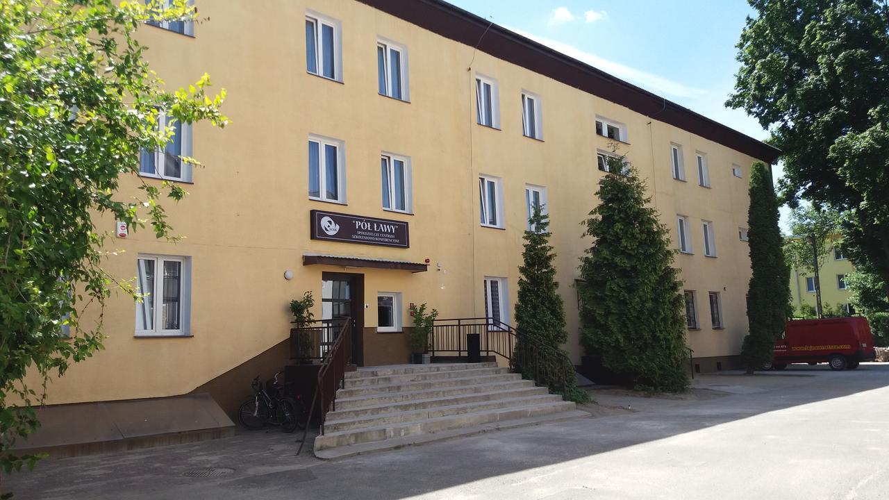 Hotel Scsk Pol Lawy Puławy Exteriér fotografie
